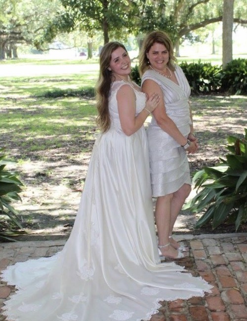 Grace and Holly Oaks